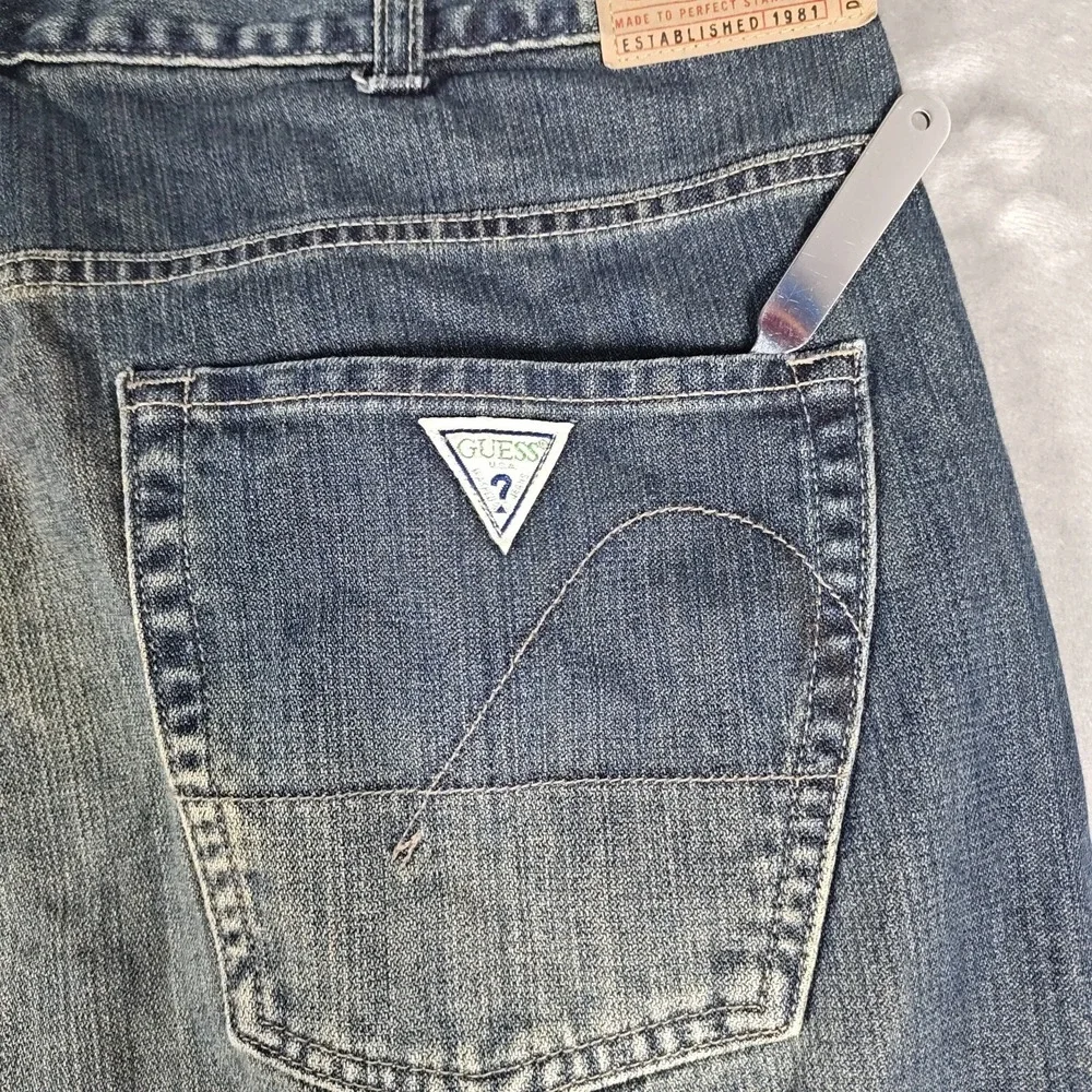 Vintage Guess Jeans Mens 40x29 Blue Baggy Wide Leg Y2K Faded Skater Hiphop